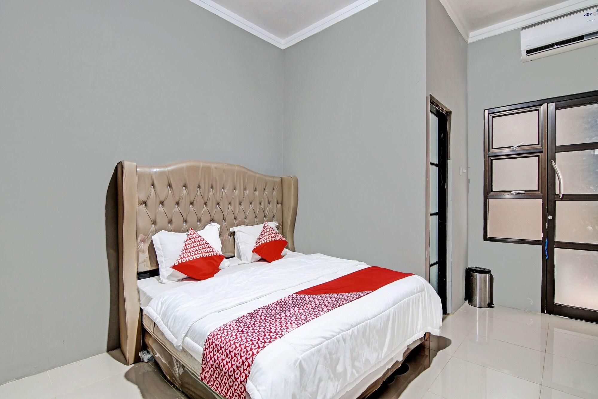 Varios Hotel O Penginapan Noer Syariah