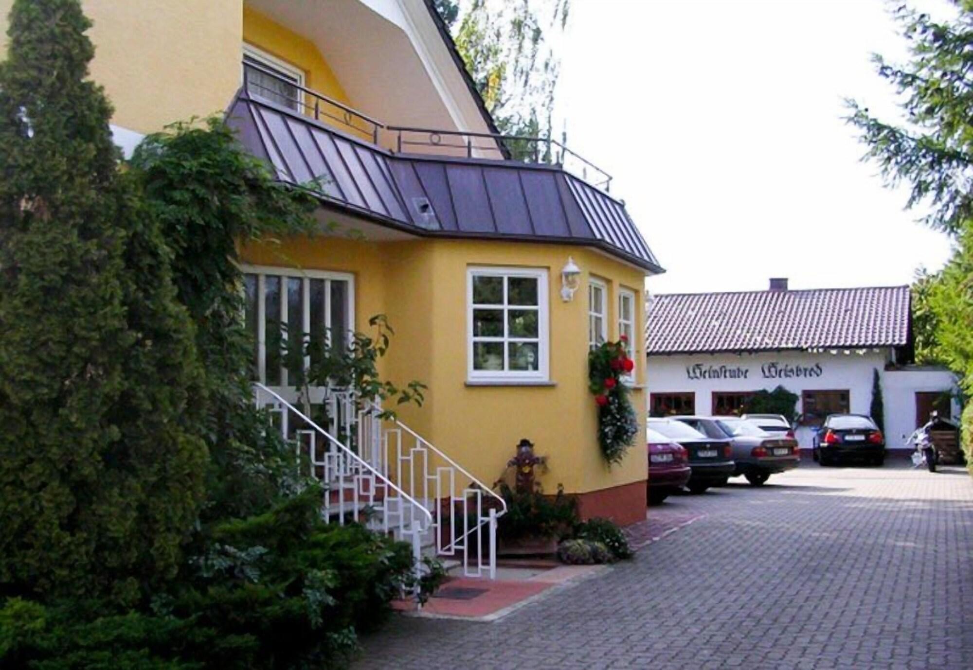 Varios Hotel Restaurant Weingut Weisbrod