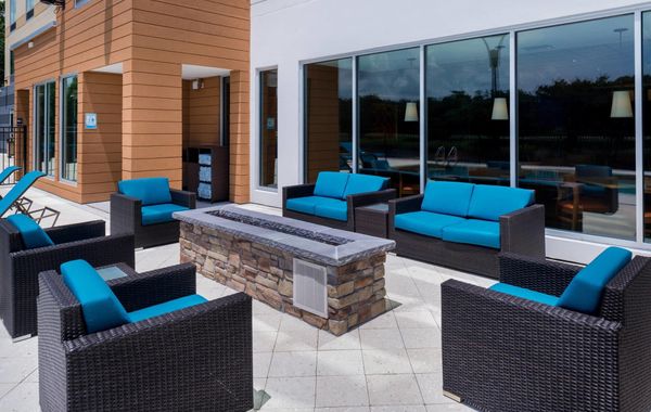 Fairfield Inn & Suites by Marriott Orlando East/UCF Area - Hoteles mejor calificados en Orlando, Florida