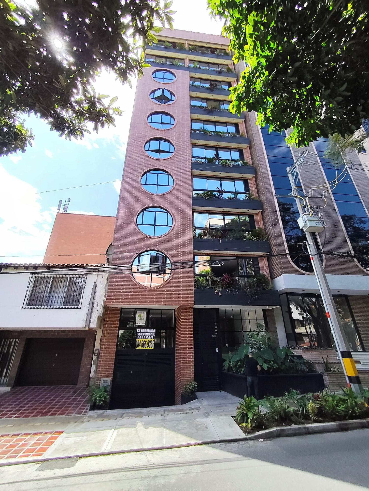 Vista Exterior Edificio OA Aparta-suites