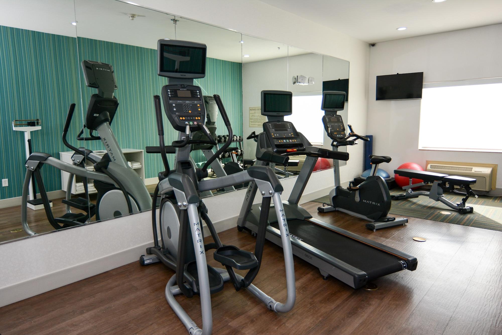 Gimnasio Holiday Inn Express & Suites New Boston by IHG