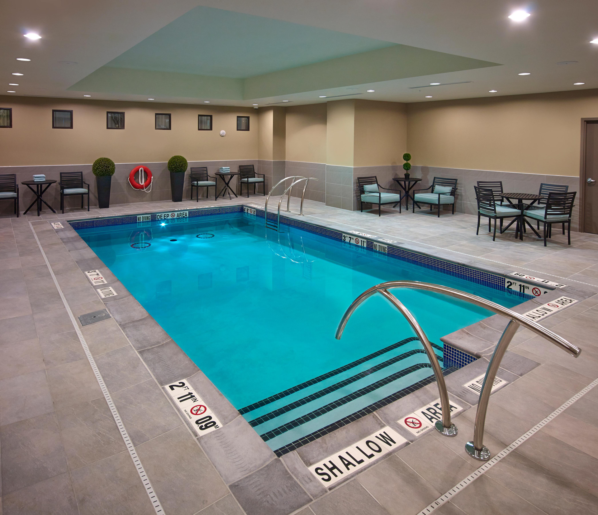 Vista Piscina Homewood Suites by Hilton Hamilton, Ontario, Canada