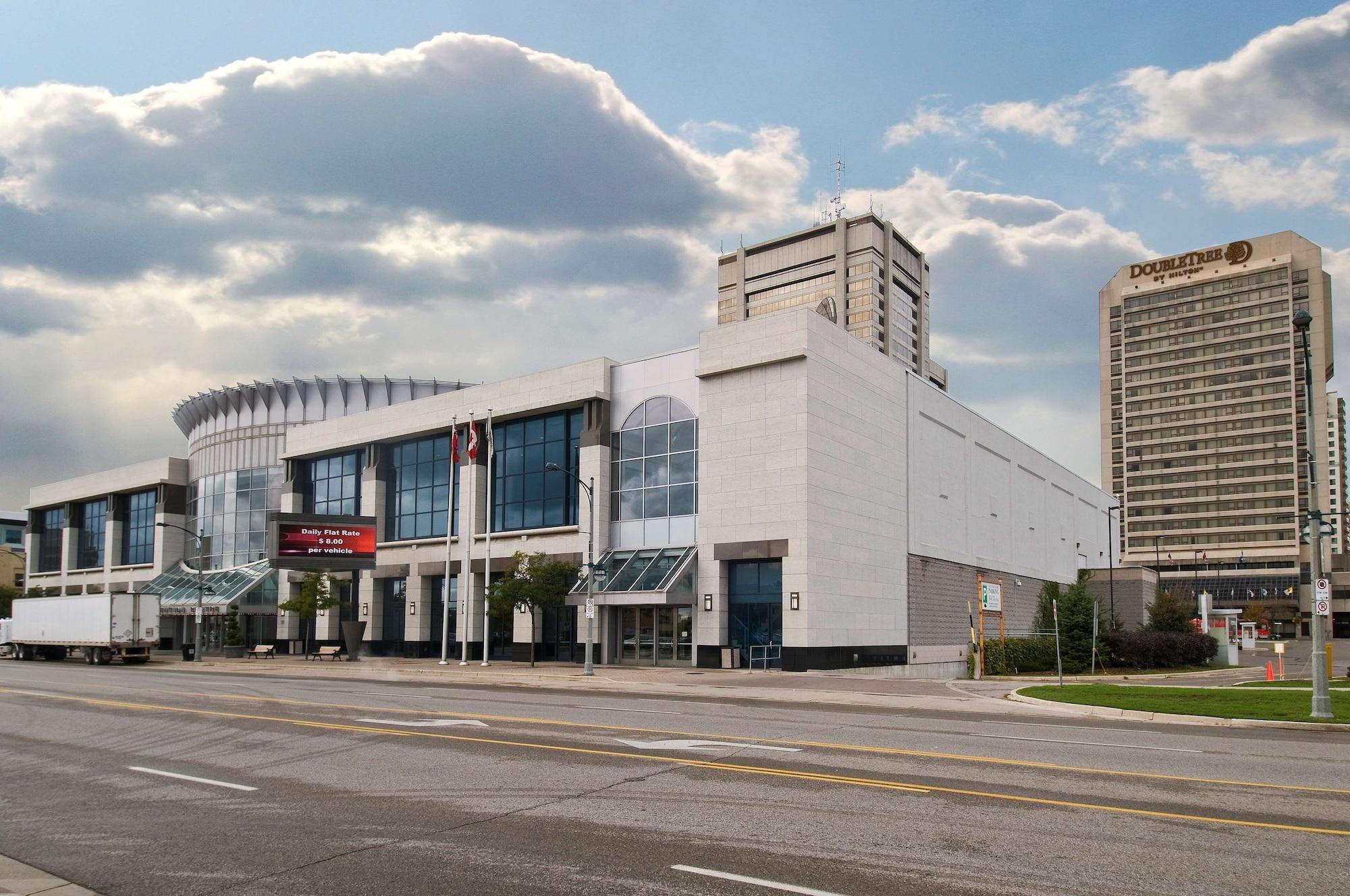 Vista Exterior DoubleTree by Hilton Hotel London Ontario