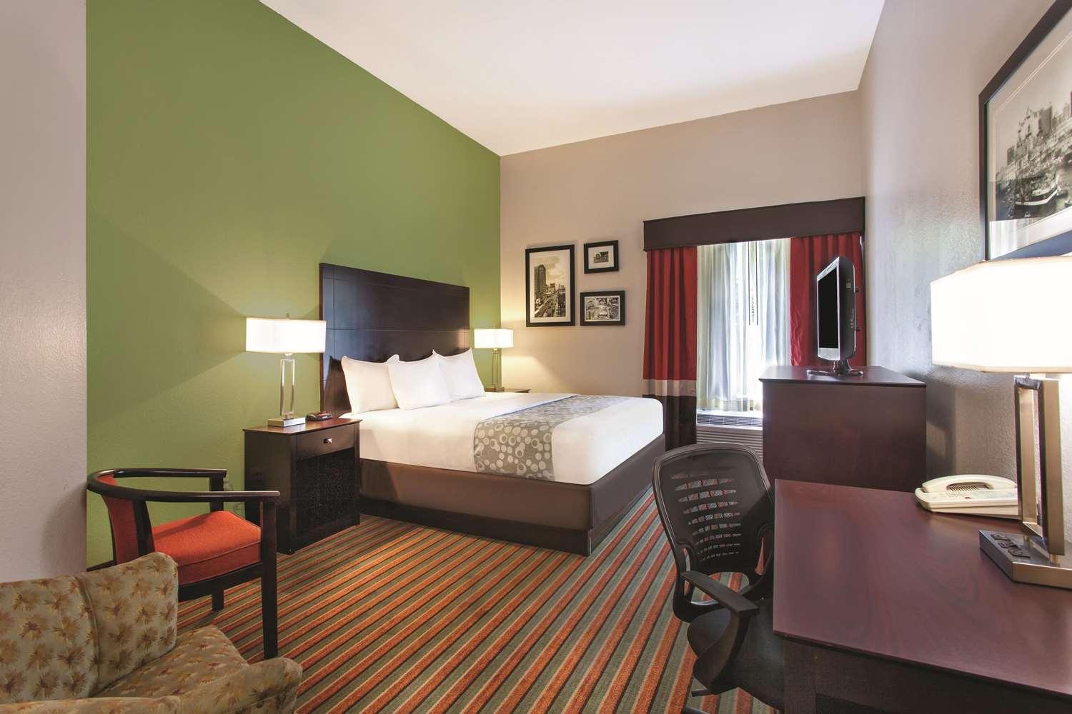 Suite La Quinta Inn & Suites by Wyndham Tampa Bay Area-Tampa South