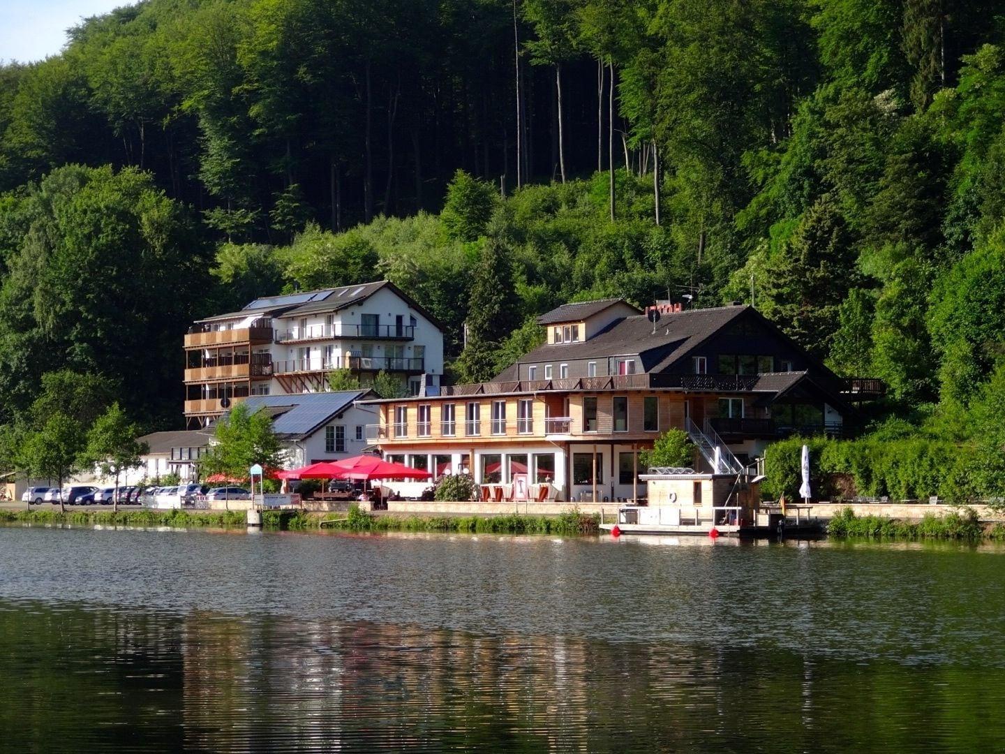 Vista Exterior Hotel Roter Kater