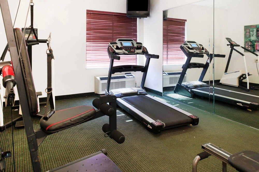 Gimnasio Red Roof Inn & Suites Indianapolis Airport