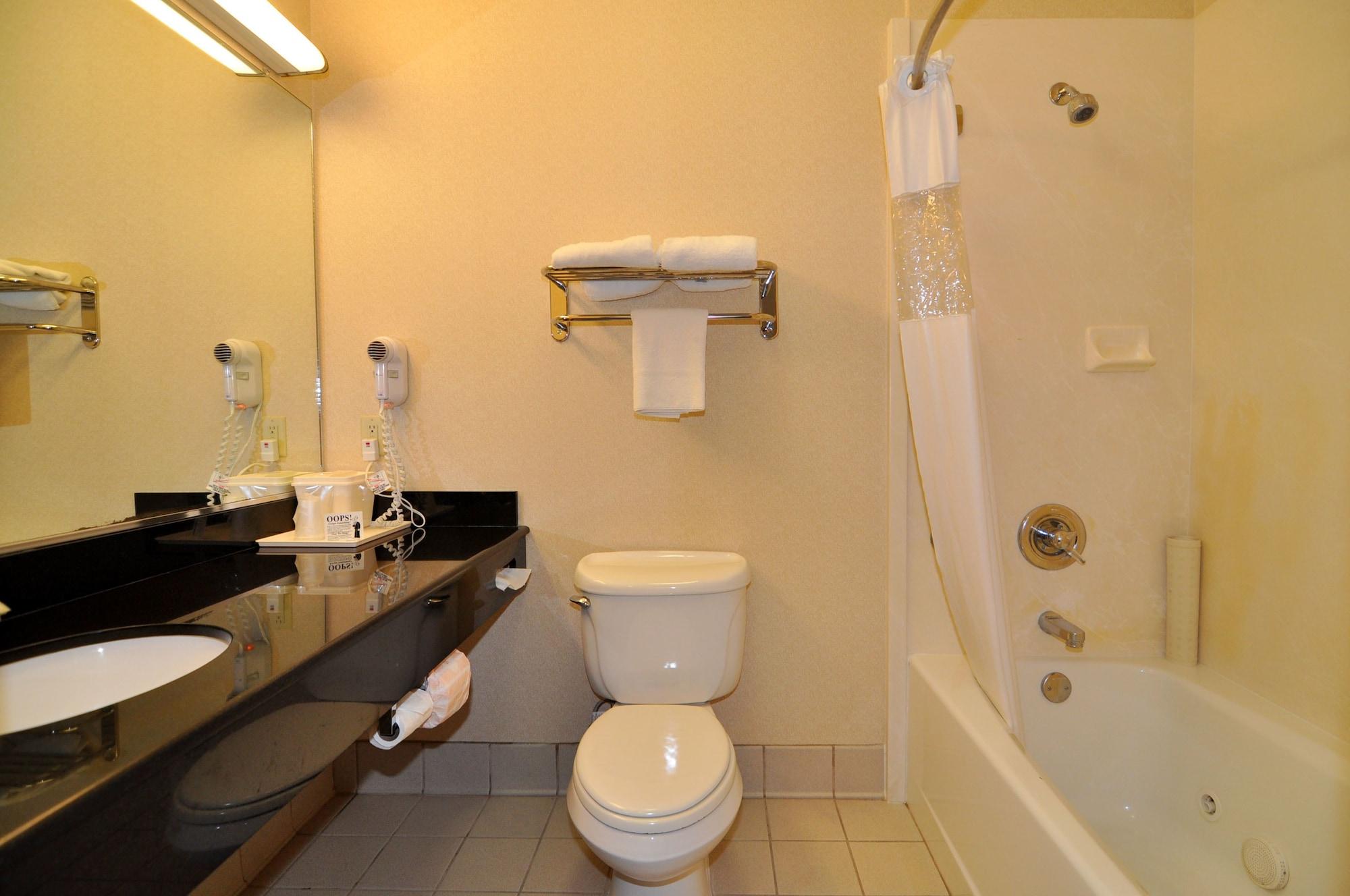 Equipamiento de Habitación The Atrium Hotel