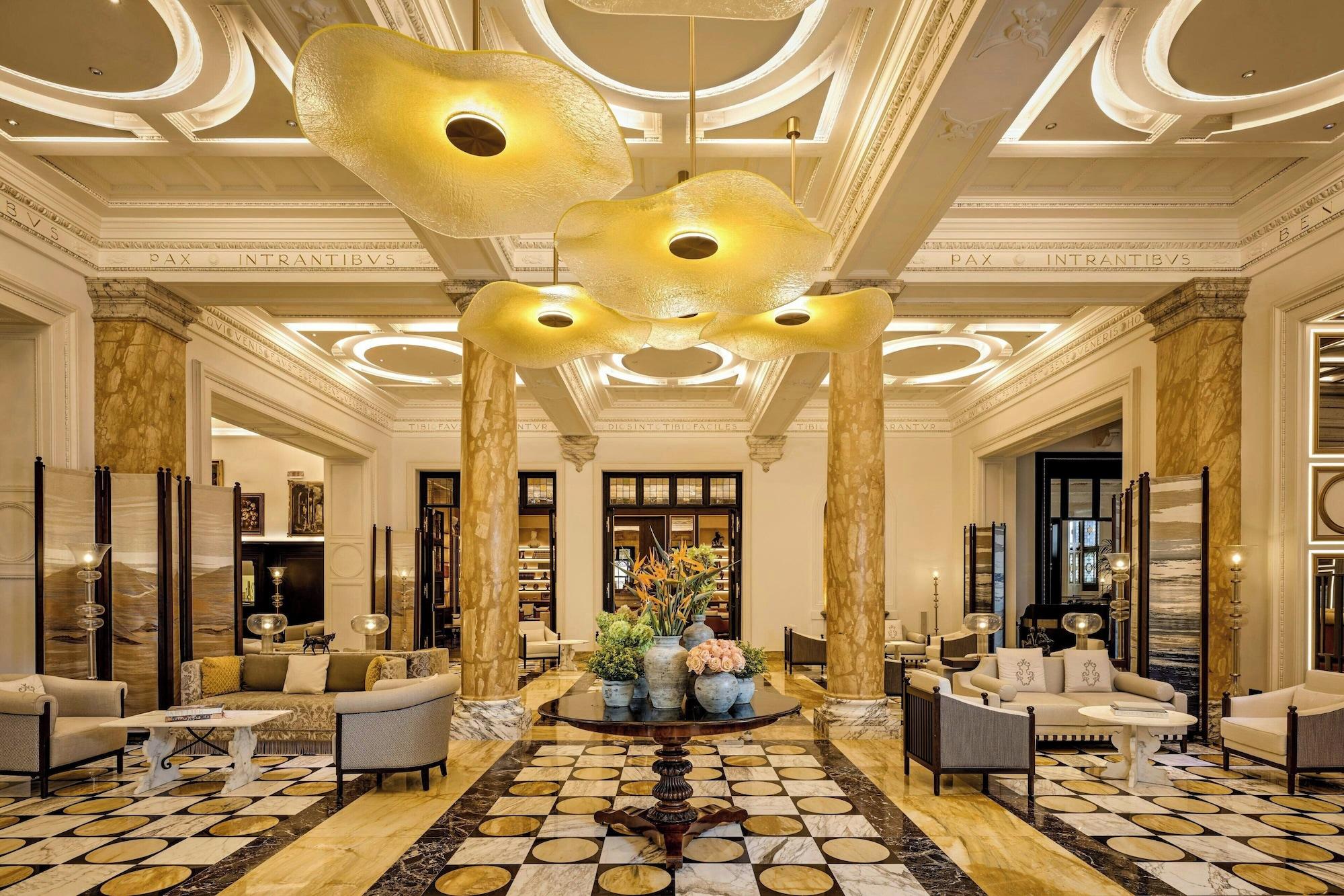 Vista Lobby The Excelsior, a Luxury Collection Hotel, Florence