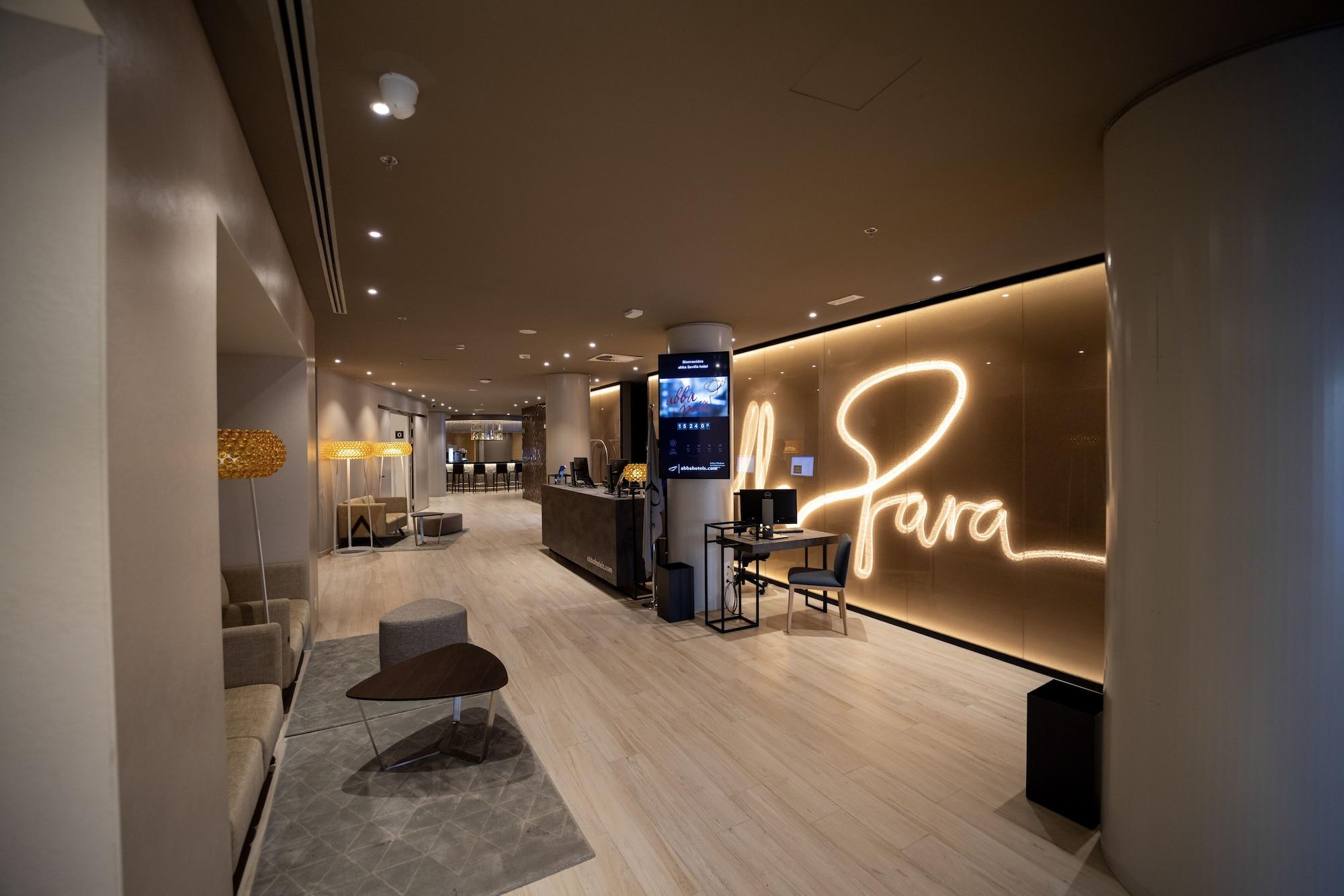 Vista Lobby Abba Sevilla hotel