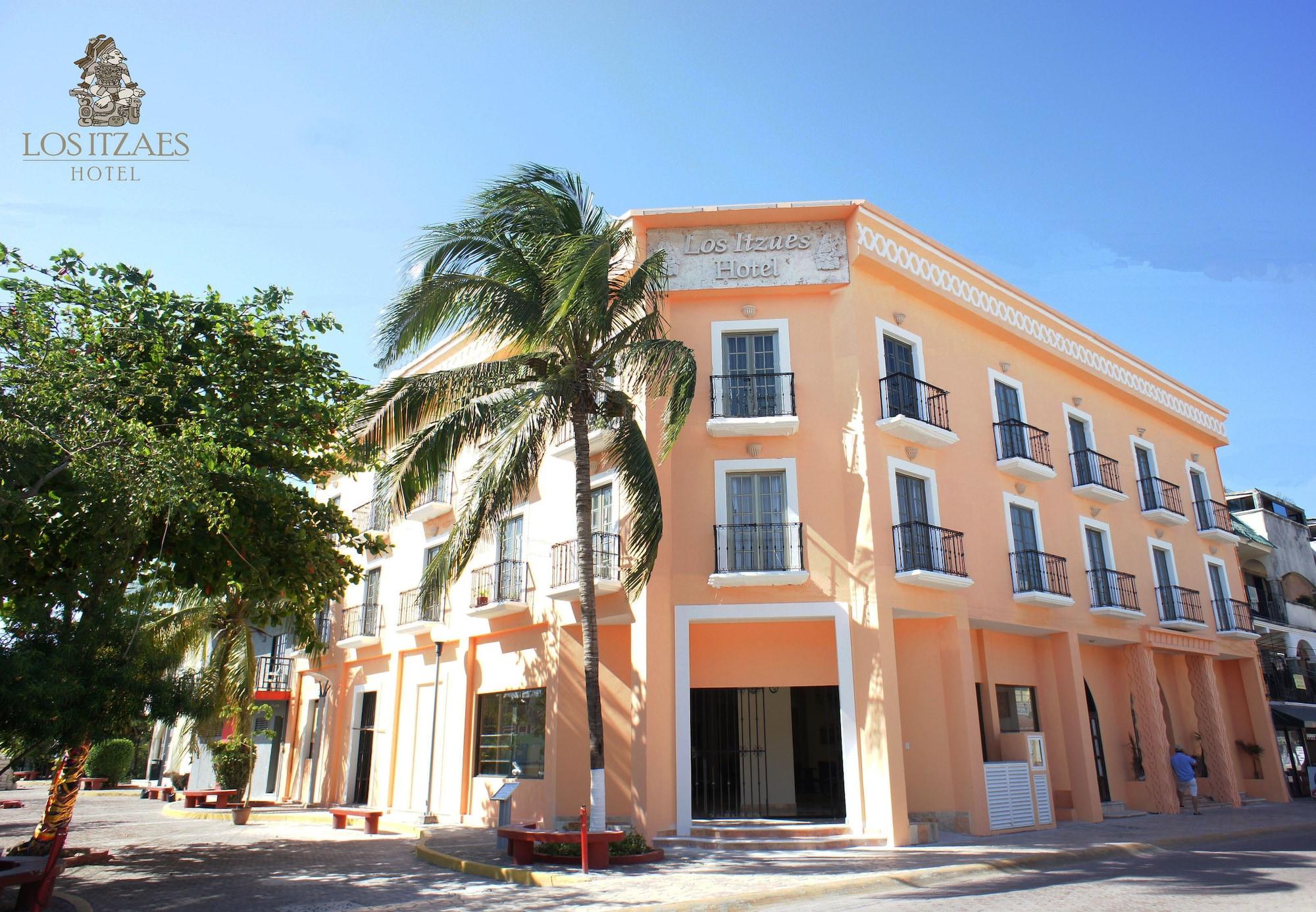 Vista Exterior Hotel Los Itzaes by 5th av