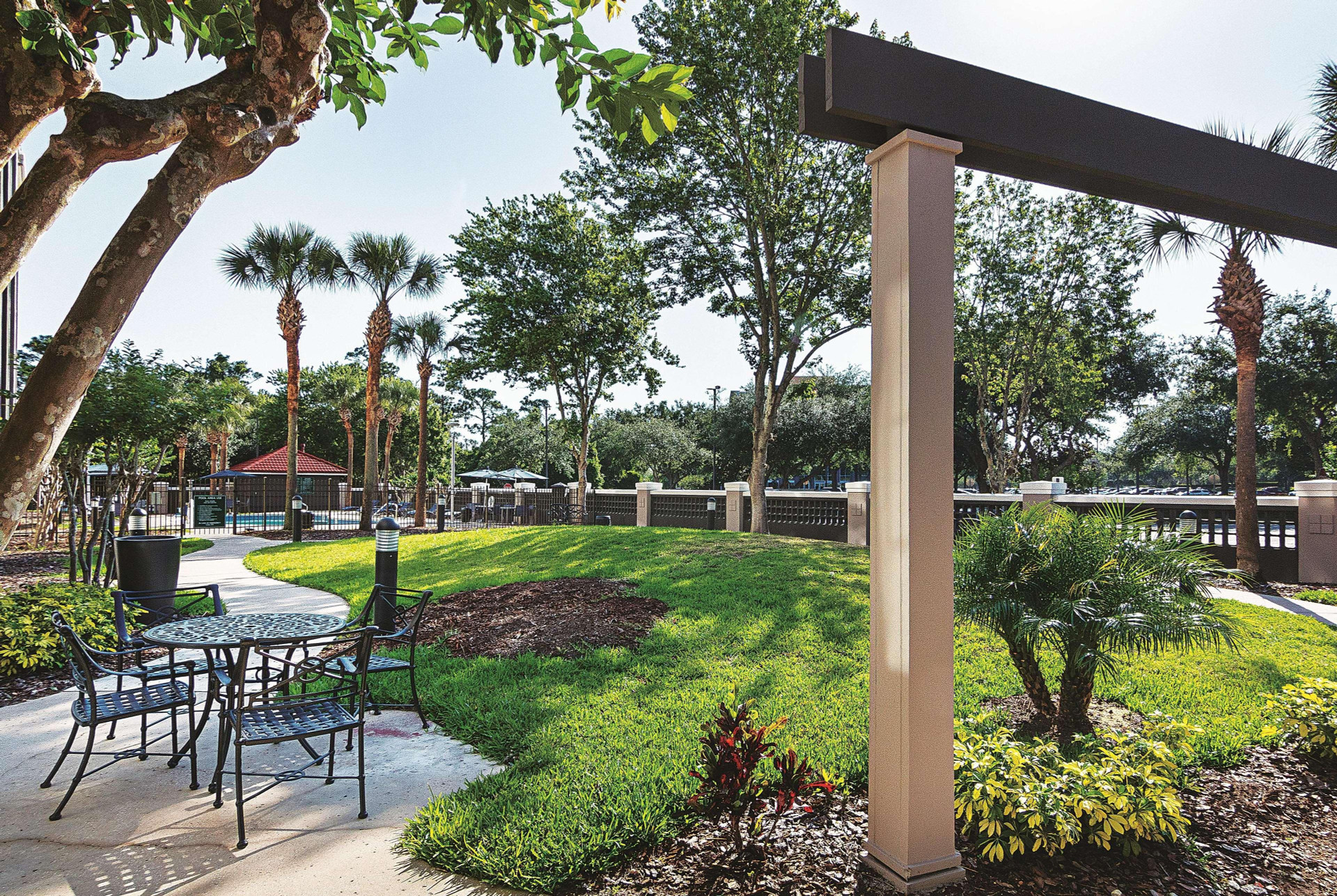 Vista Exterior La Quinta Inn & Suites by Wyndham Orlando UCF