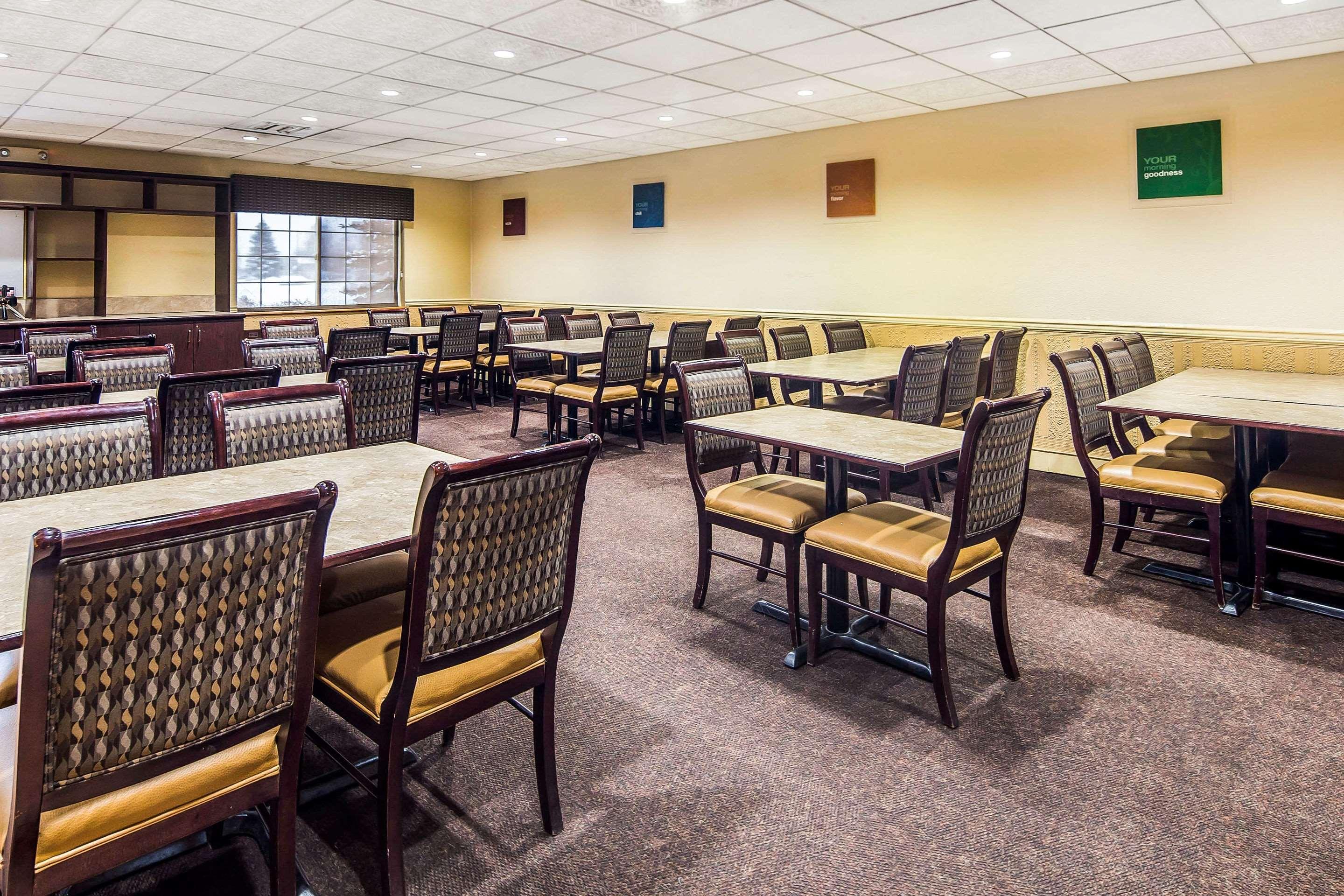 Restaurant Clarion Suites Anchorage Downtown