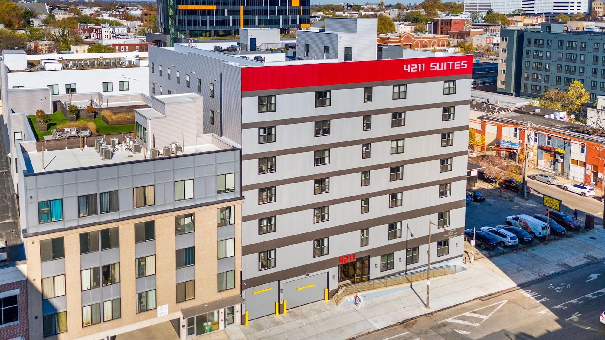 Vista Exterior 4211 Suites