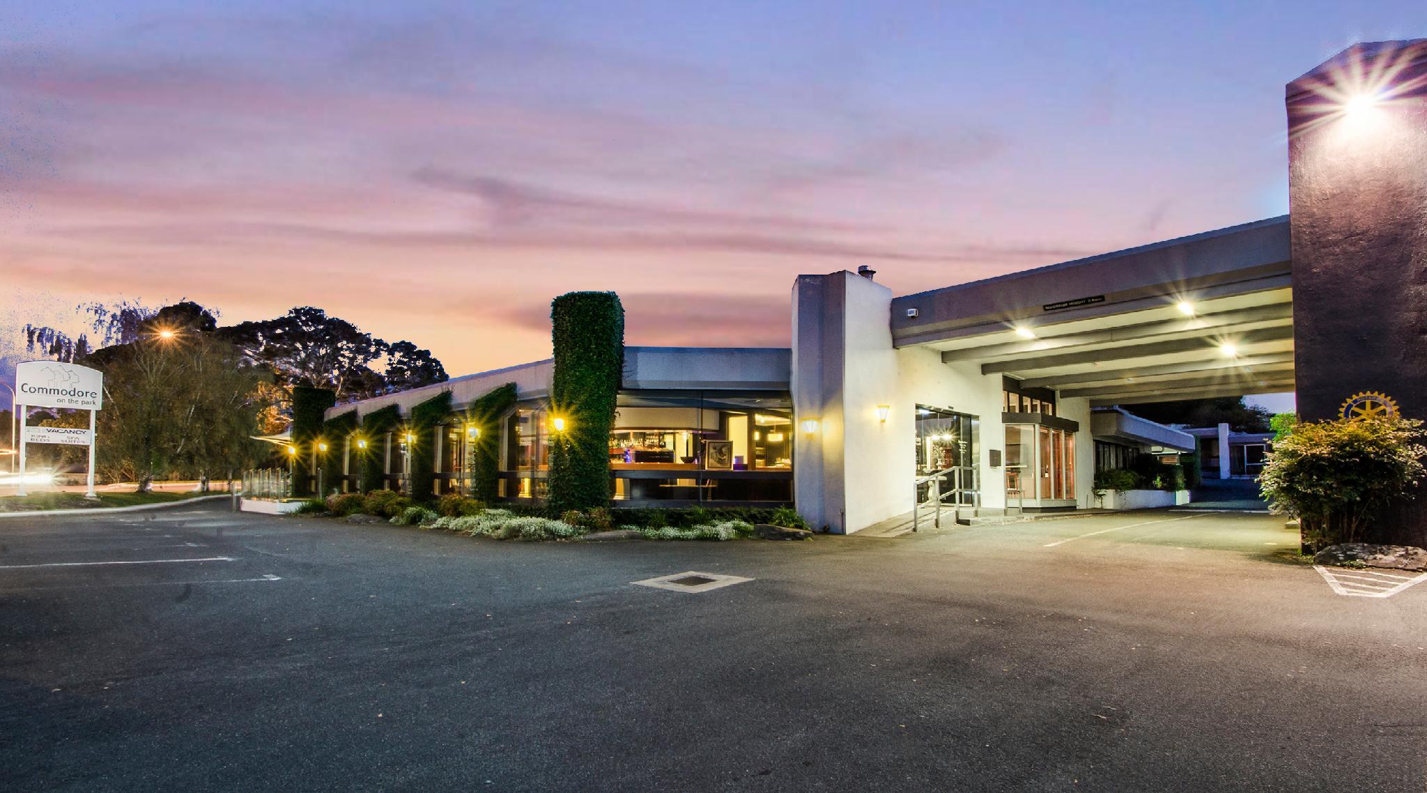 Vista Exterior Commodore on the Park Hotel