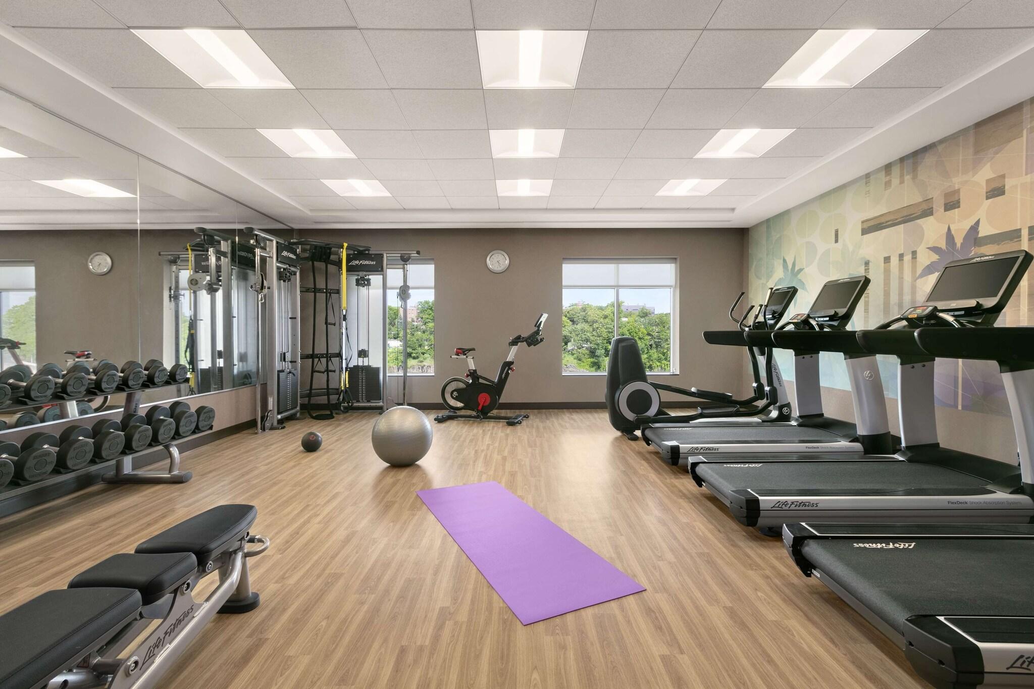 Instalaciones Recreativas Hyatt Place Fort Lee / George Washington Bridge