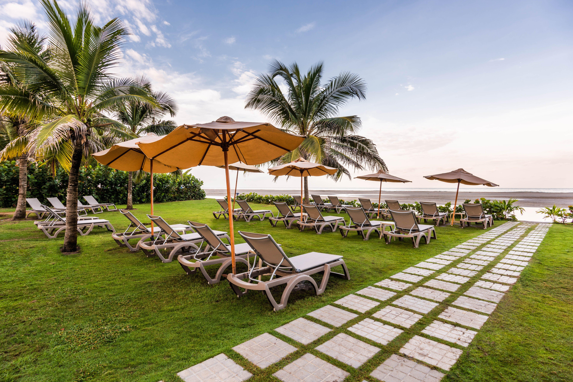 Vista Exterior Holiday Inn Cartagena Morros by IHG