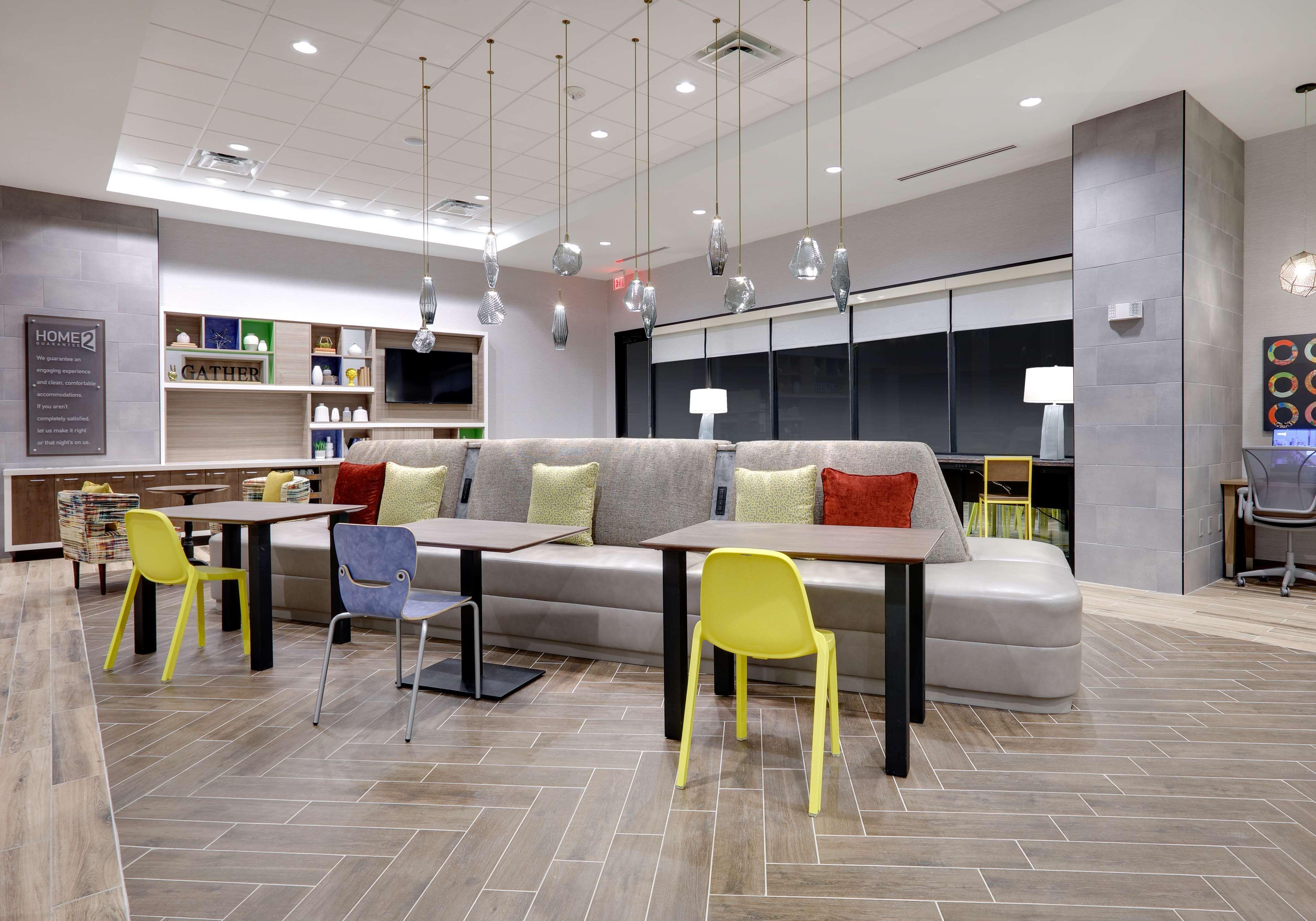 Vista Lobby Home2 Suites by Hilton Euless DFW West