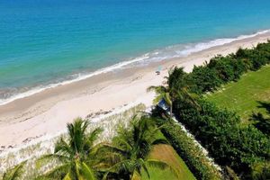 Alquiler Vacacional - Luxury Beach House With Heated Pool, East of A1A - Steps From Private Beach
