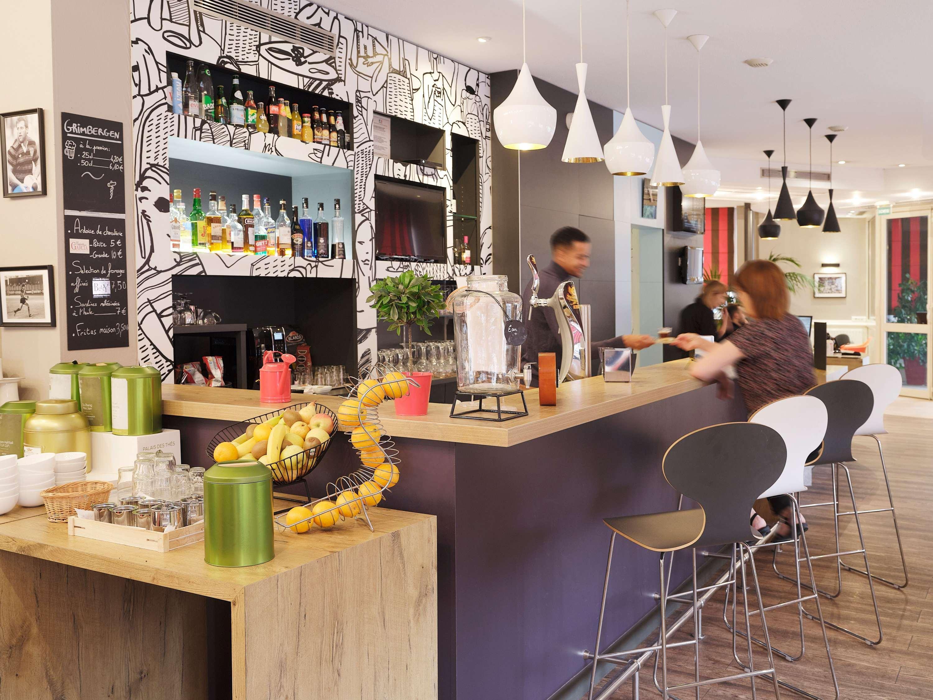 Bar/Salón ibis Toulouse Gare Matabiau