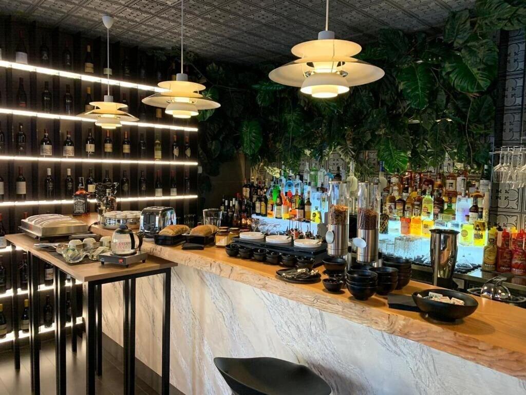 Bar/Salón Hotel Pontemare