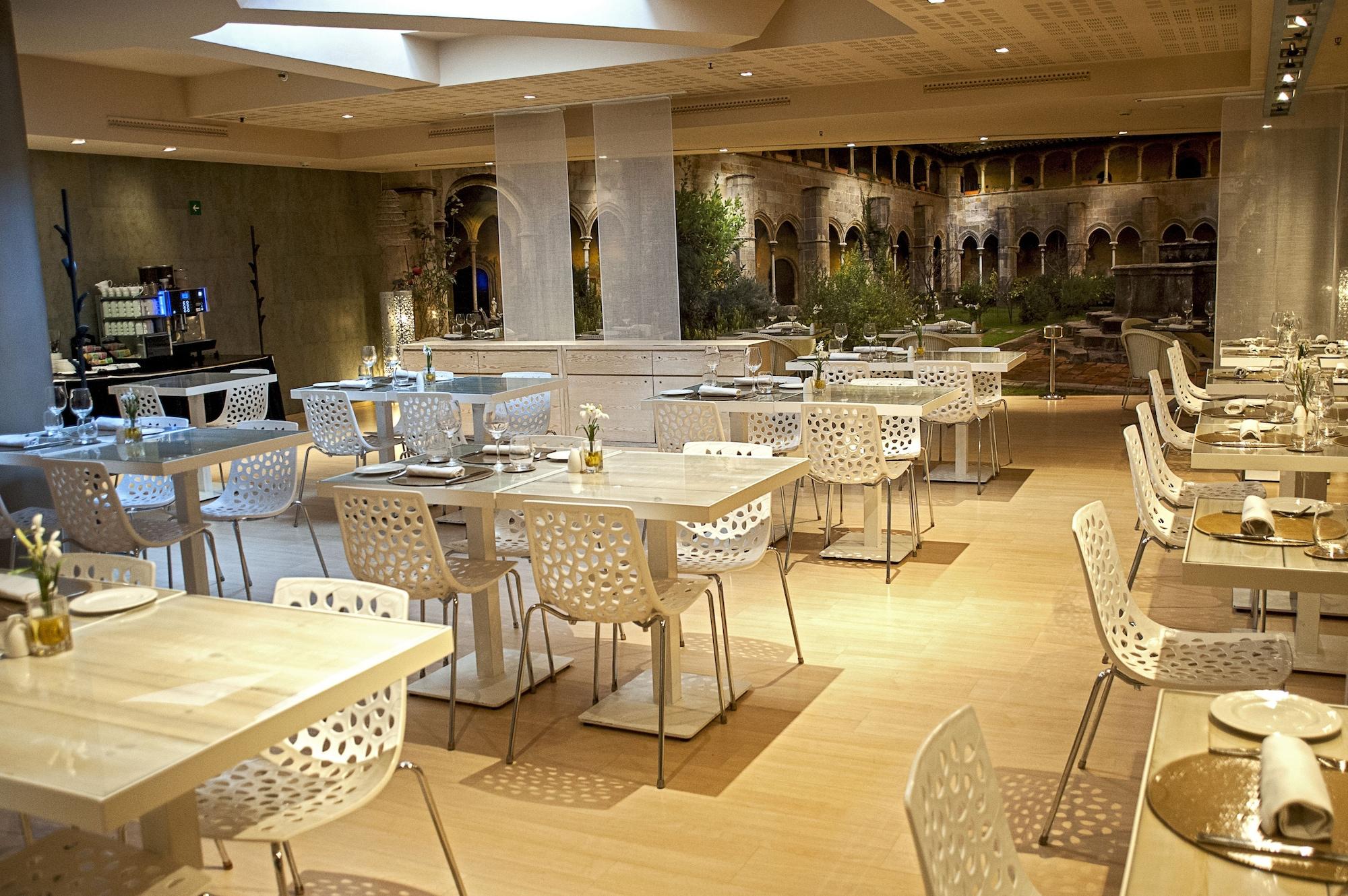 Restaurant Hotel Badalona Tower