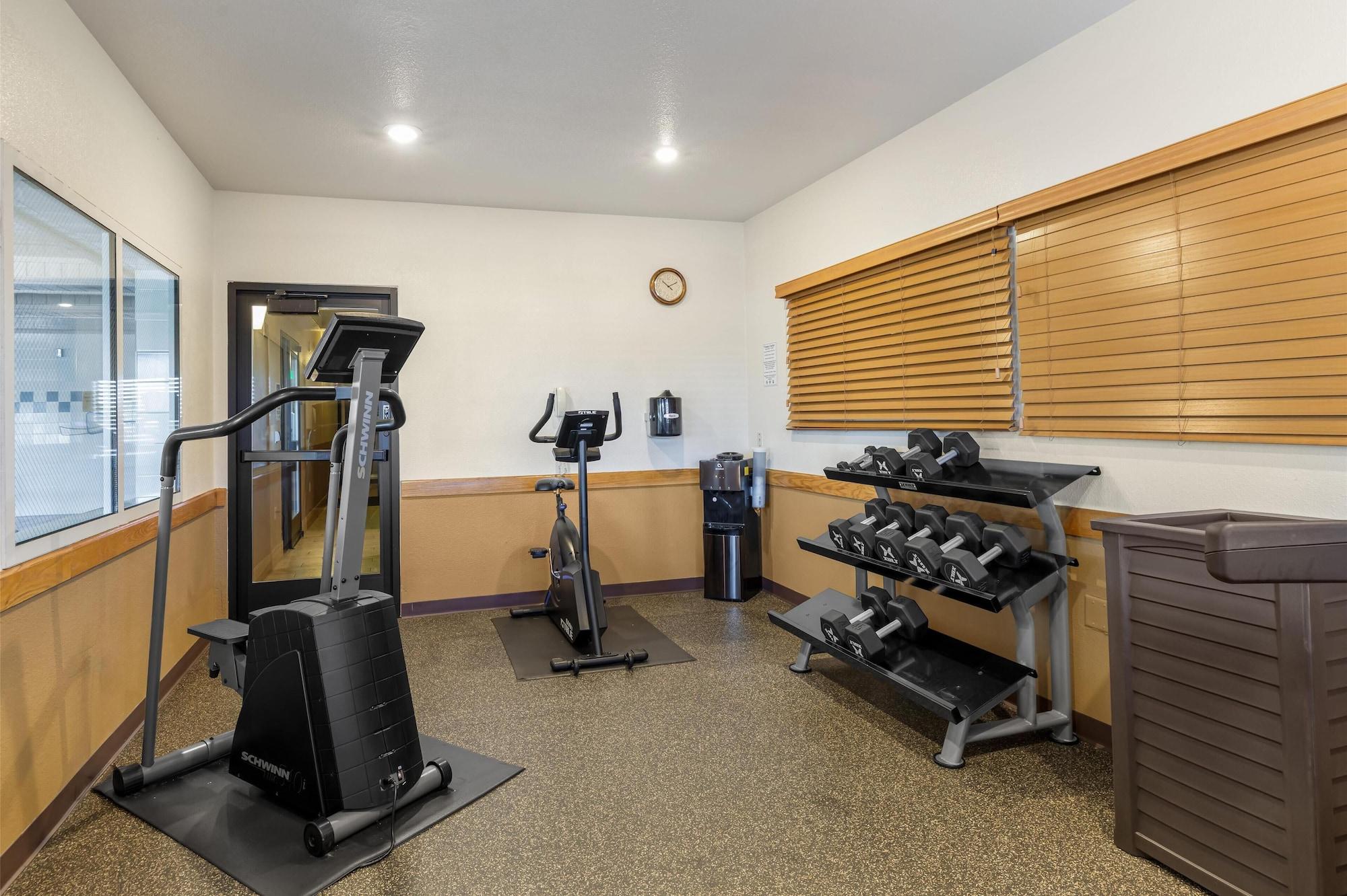 Gimnasio Best Western Firestone Inn & Suites