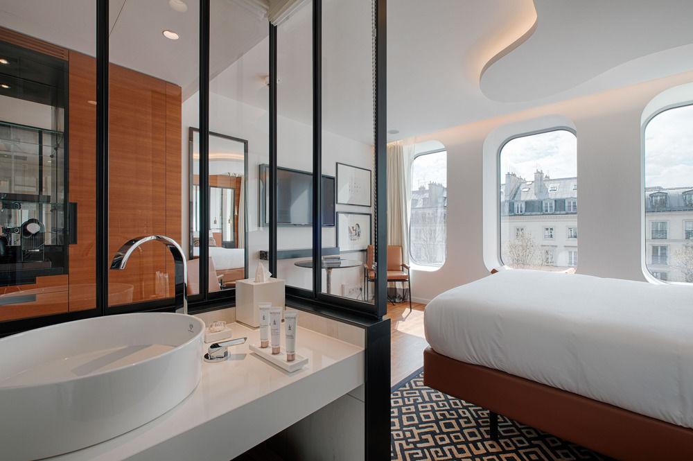 Hotel Renaissance Paris Republique Hotel
