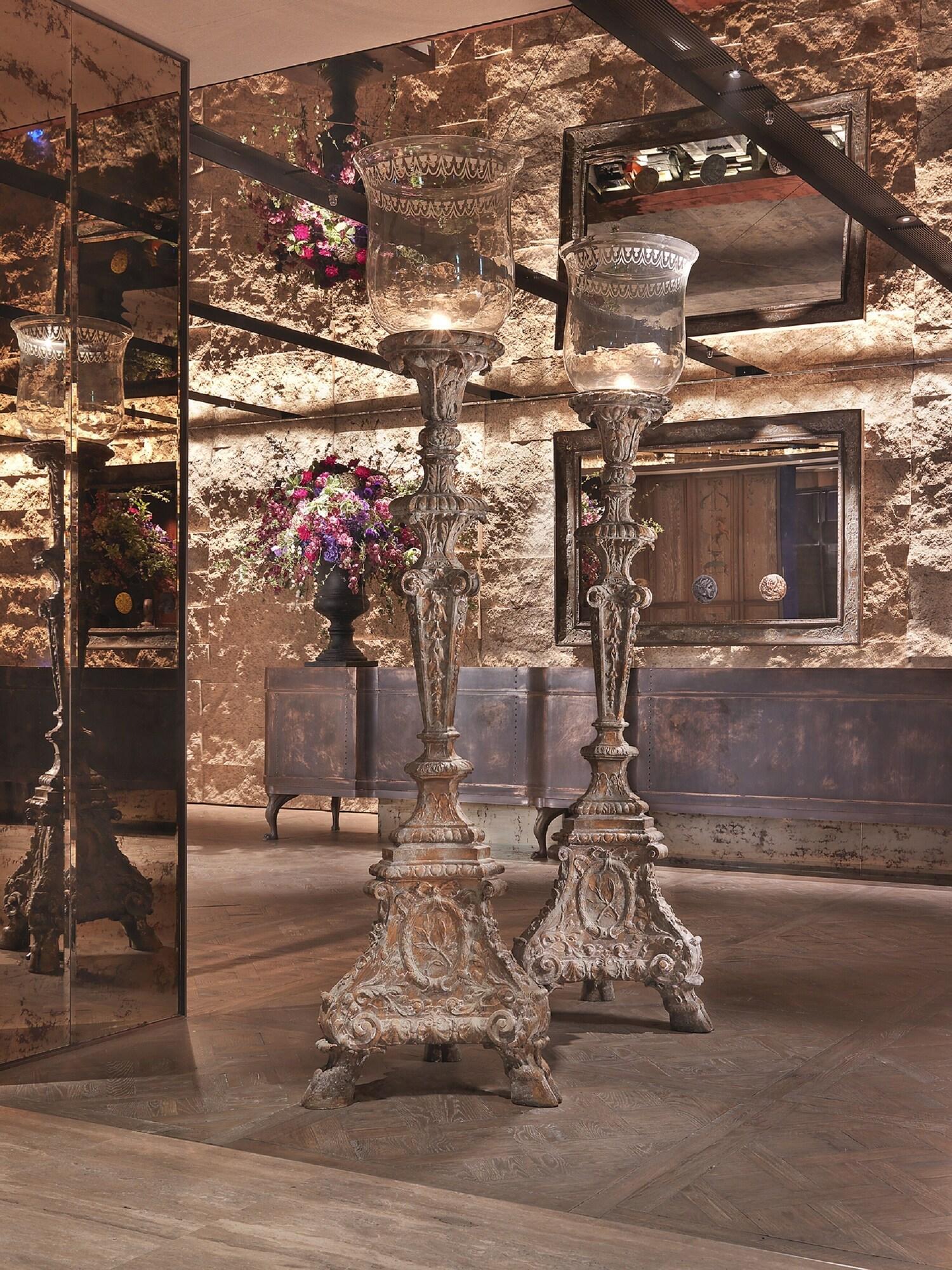 Vista Lobby Palais de Chine Hotel