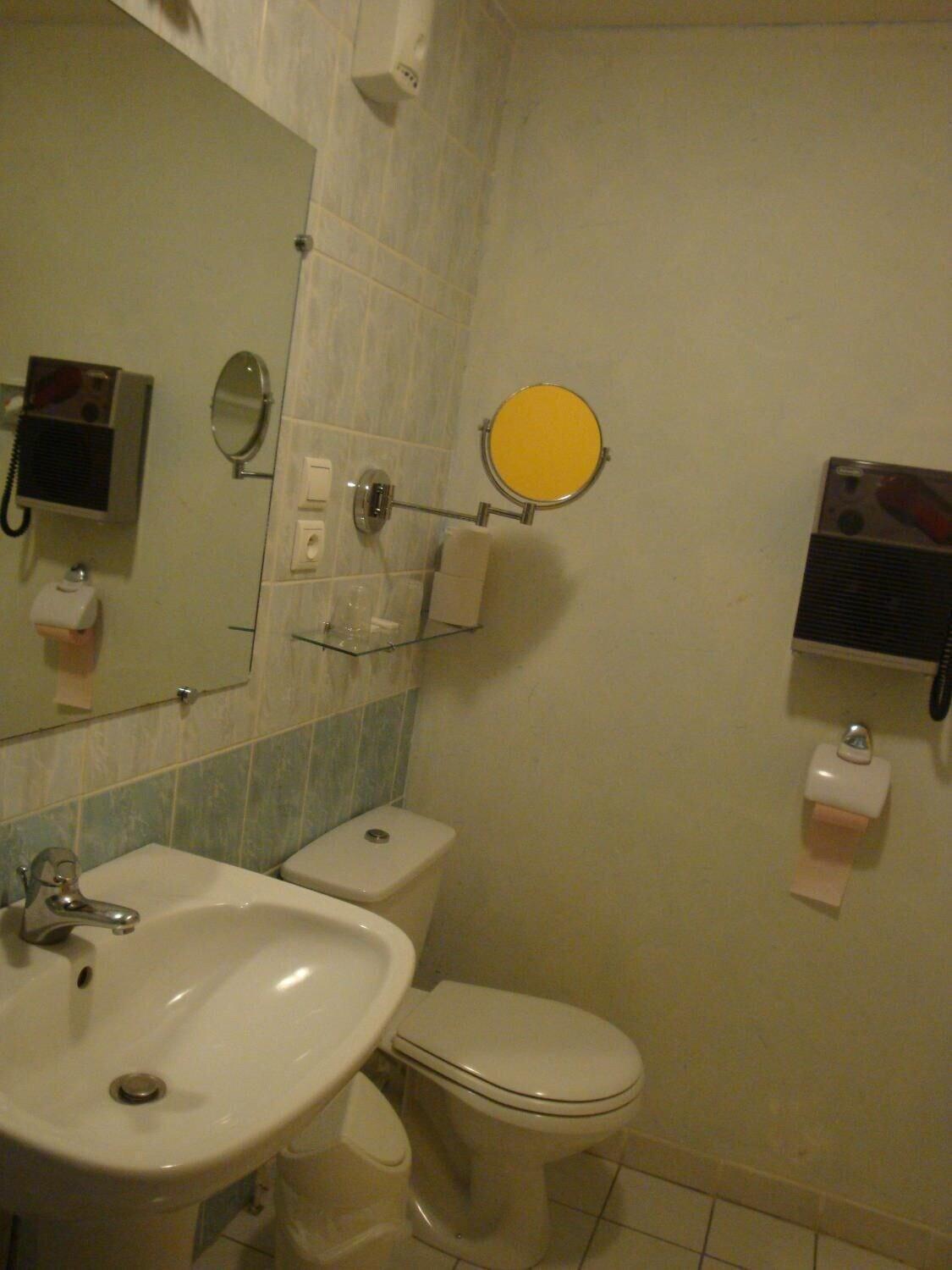 Equipamiento de Habitación Hôtel le Bilboquet