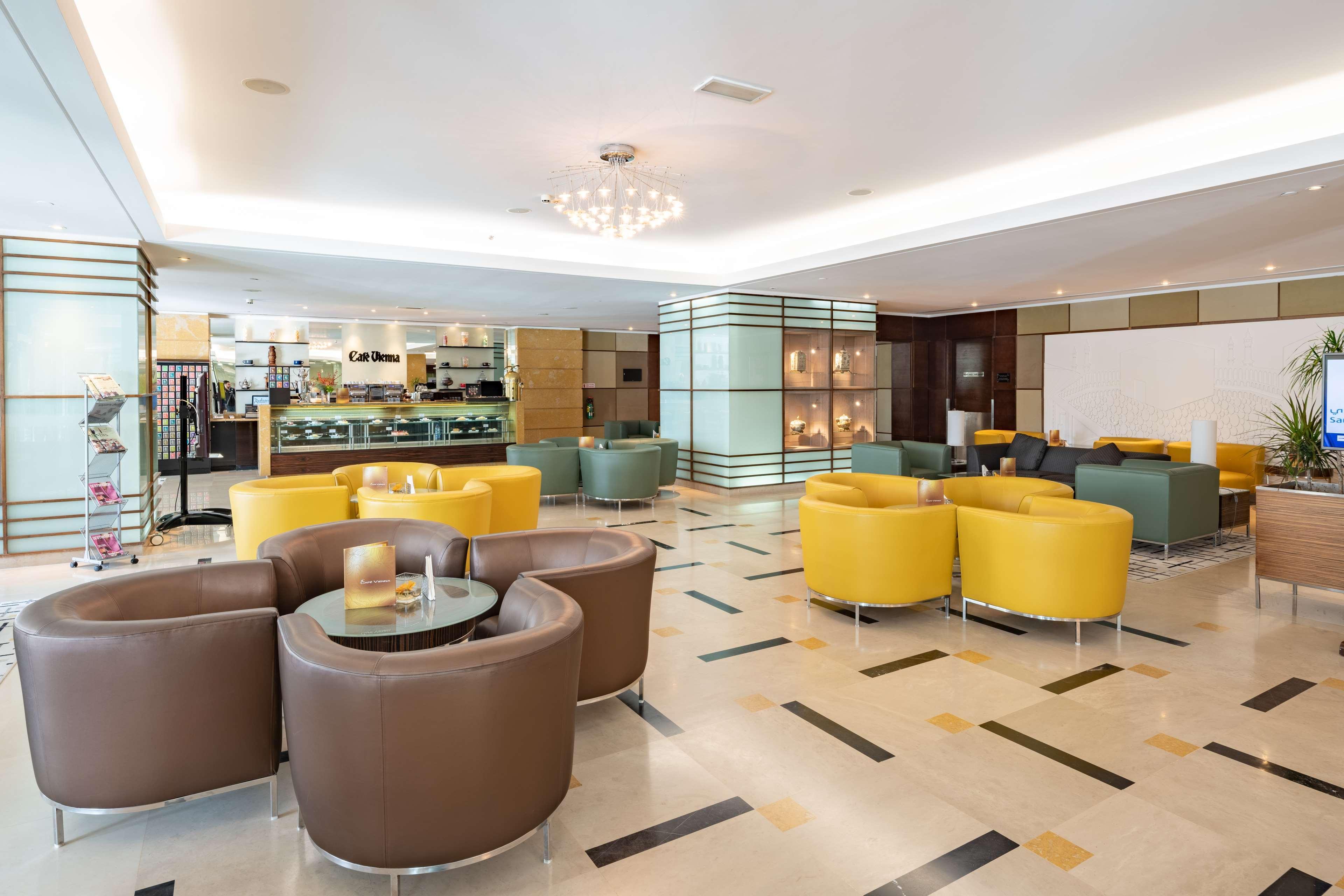 Vista Lobby Radisson Blu Hotel Riyadh