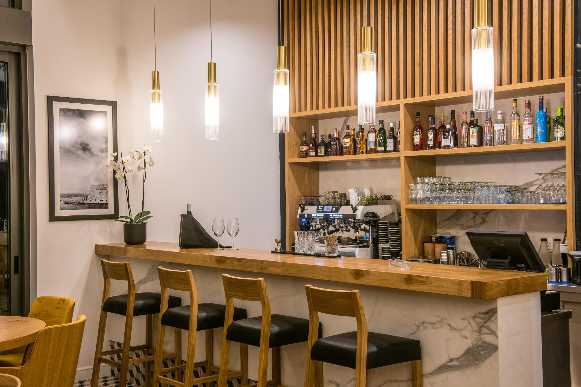 Bar/Salón Metropole Urban Hotel