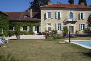 Alojamiento - Villa Marambat