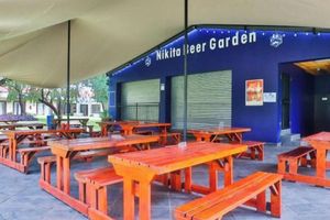 Alojamiento - Nikita Motel