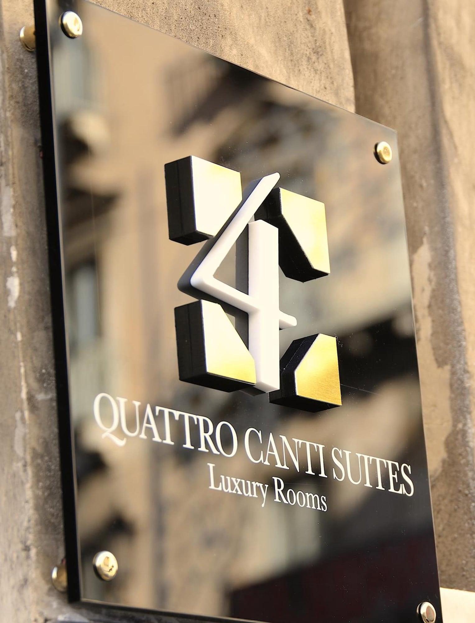 Vista Exterior Quattro Canti Suites