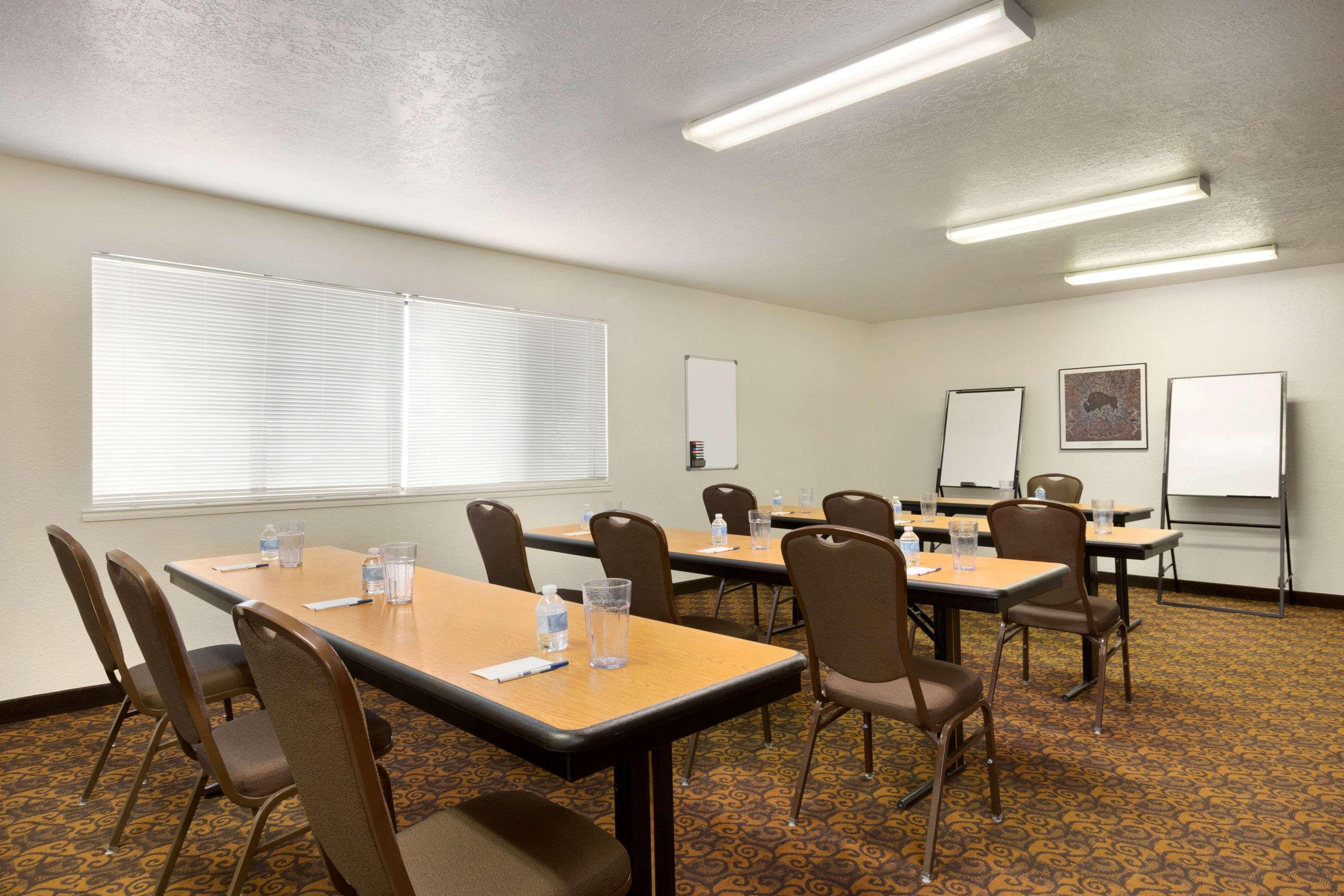Sala de Reuniones Travelodge by Wyndham Belen