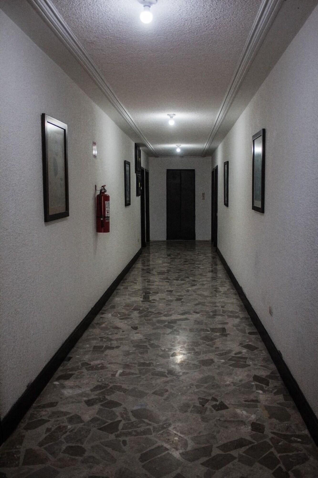 Varios HOTEL SIERRA REAL