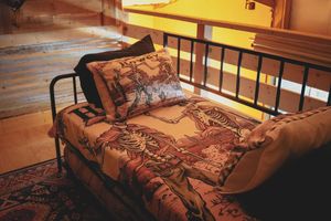 Renta temporal - NEW King's Adventure Cabin -10 miles from downtown Tupelo - 17 acres