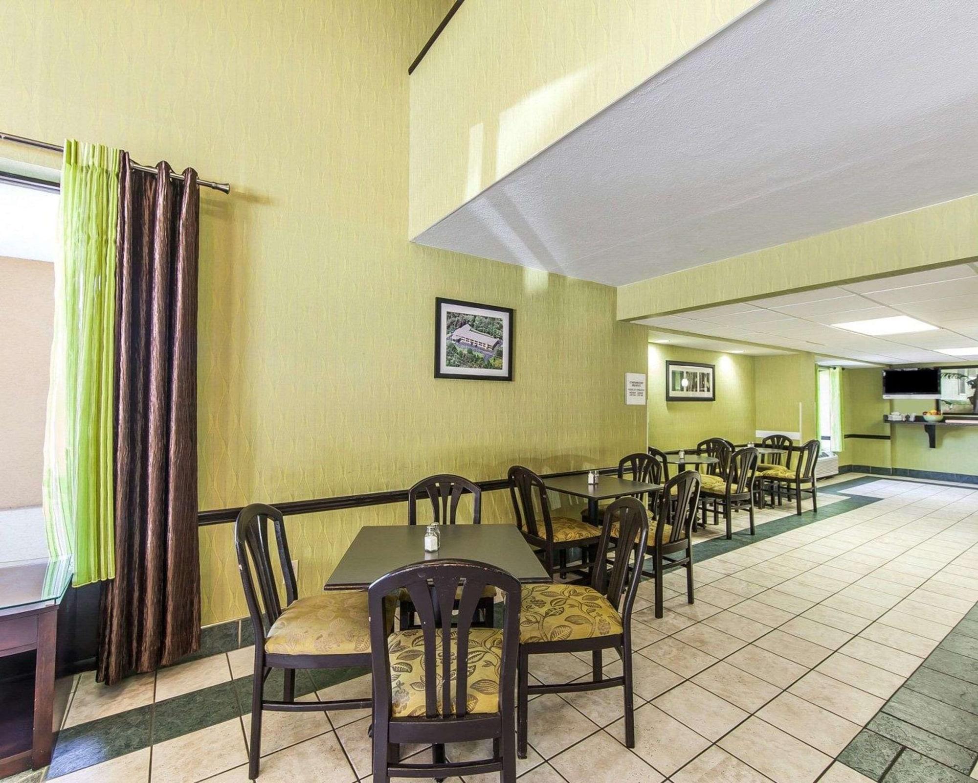 Restaurant Quality Inn West