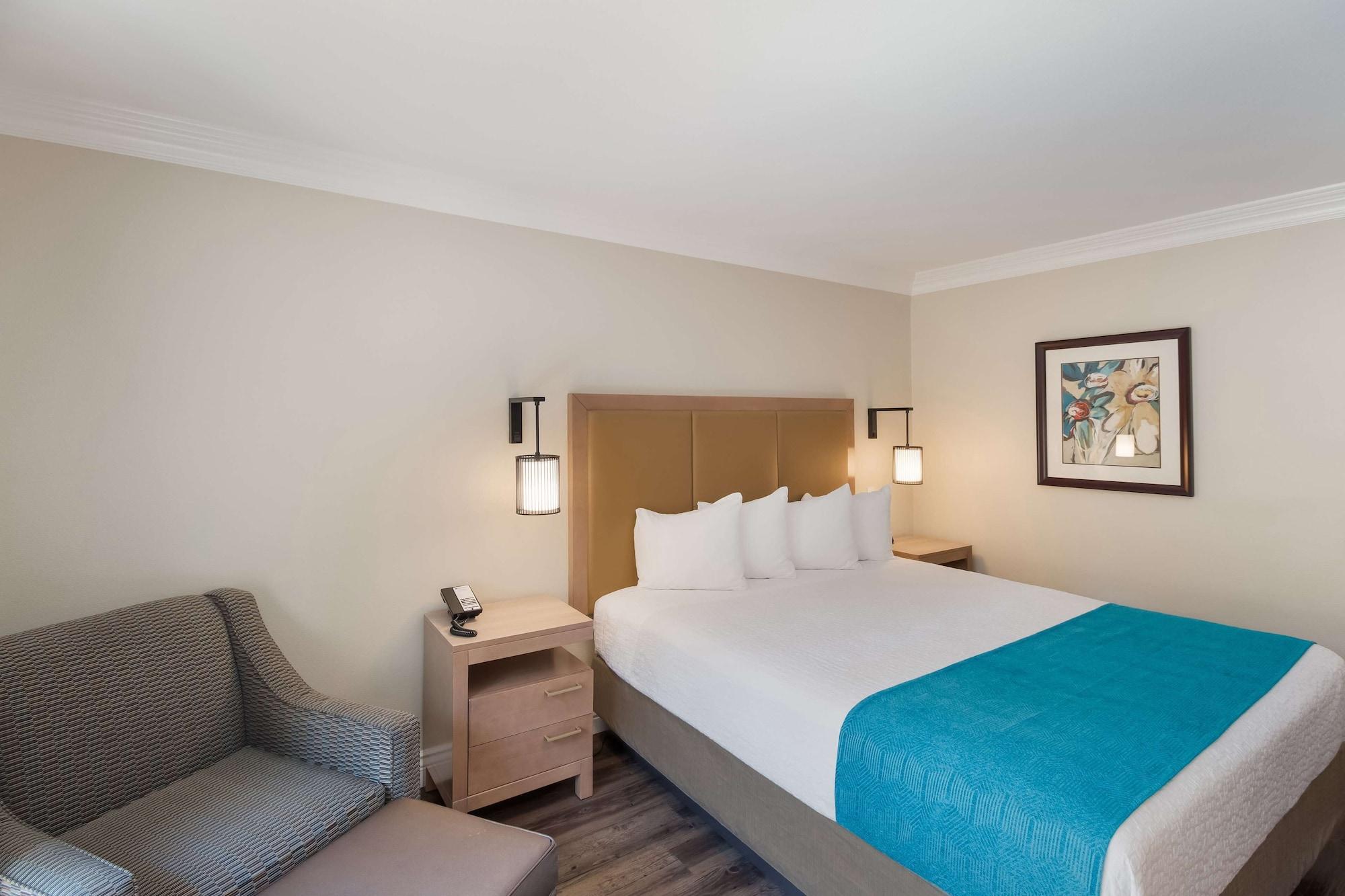 Habitación Best Western Woodland Hills Inn