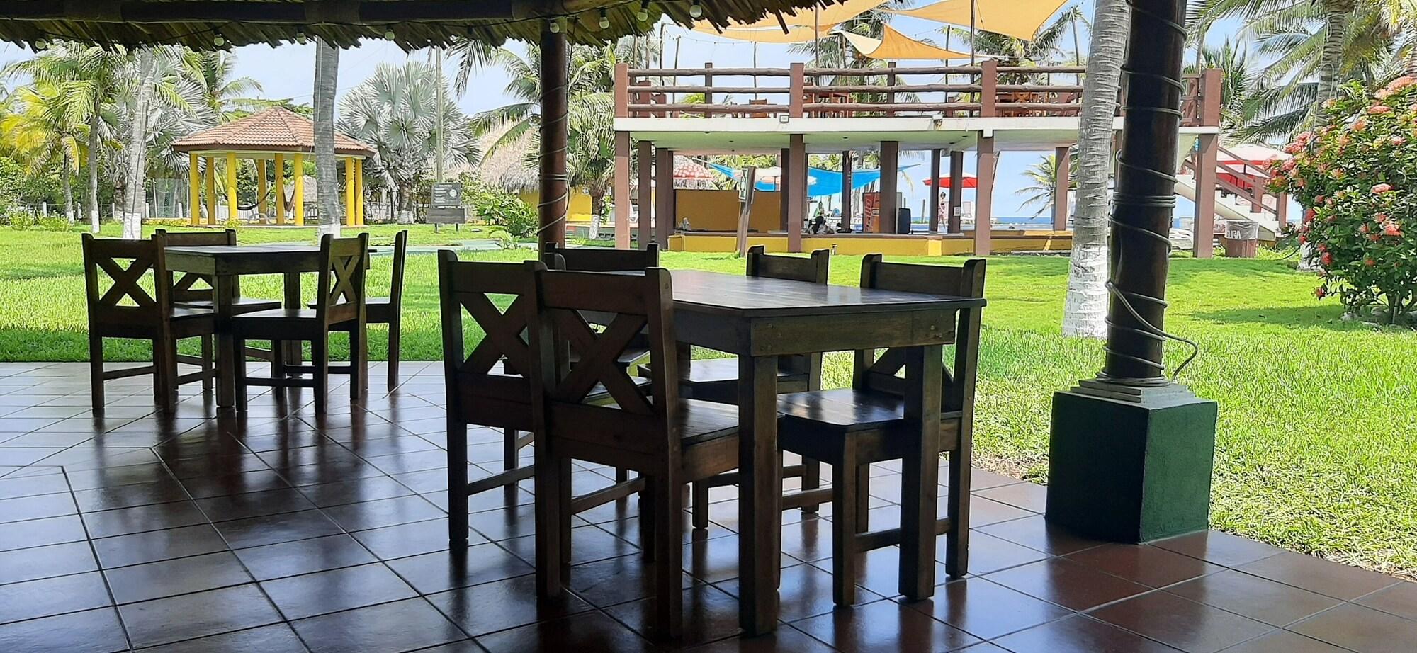 Vista Exterior Hotel Utz Tzaba