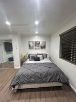 Alojamiento - Private Newly Furnished & Cozy Studio Perfect for 1-2 Guests