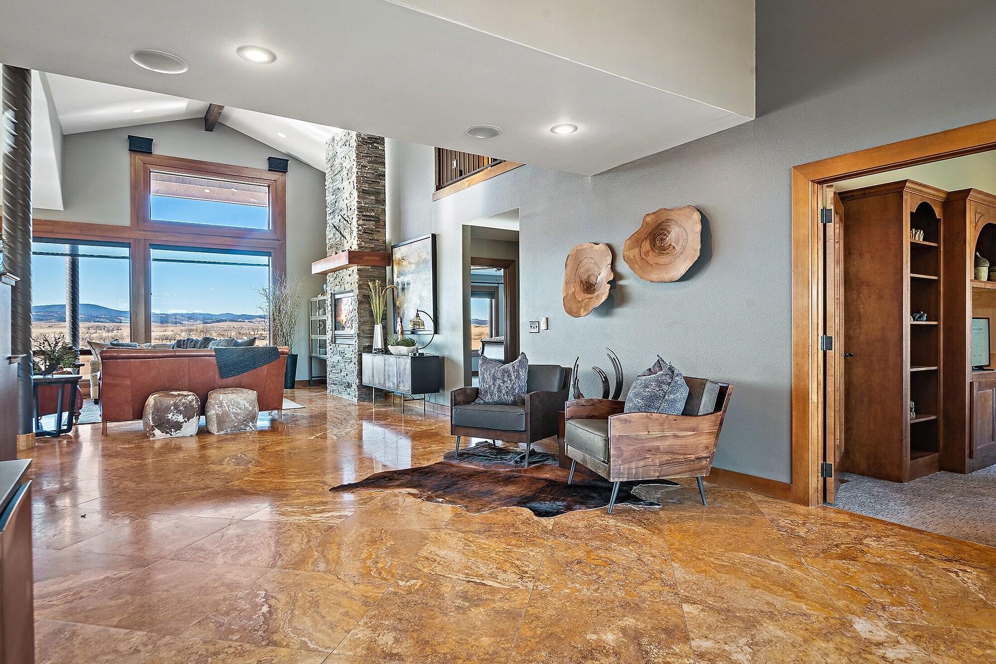 Vista Lobby Raz Hideaway 7 Bedroom Mountain Ranch