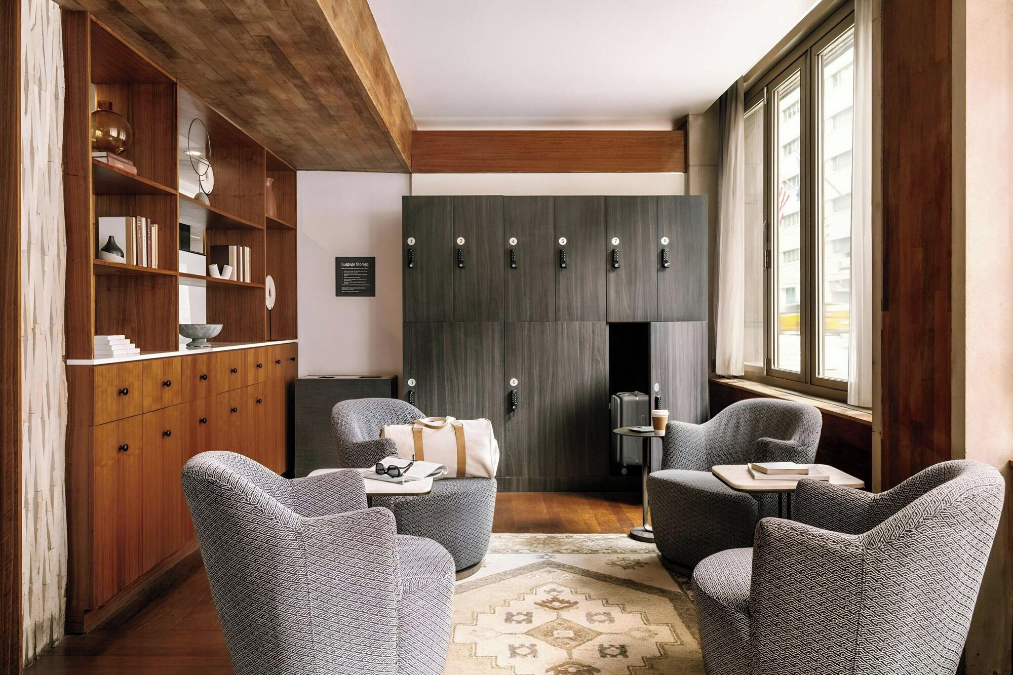 Vista Lobby Duane Street Hotel Tribeca, Sonder by Marriott Bonvoy
