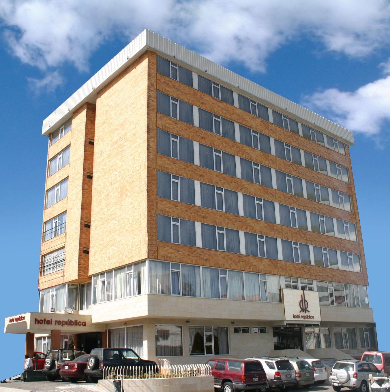 Vista Exterior Hotel República