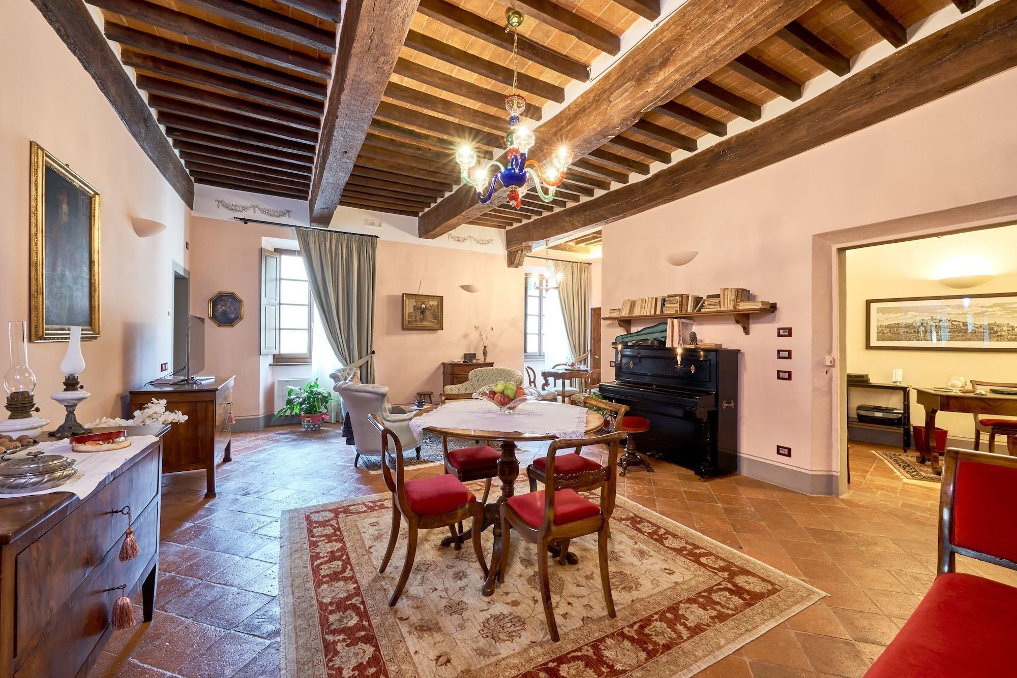 Vista Lobby Il Tosco