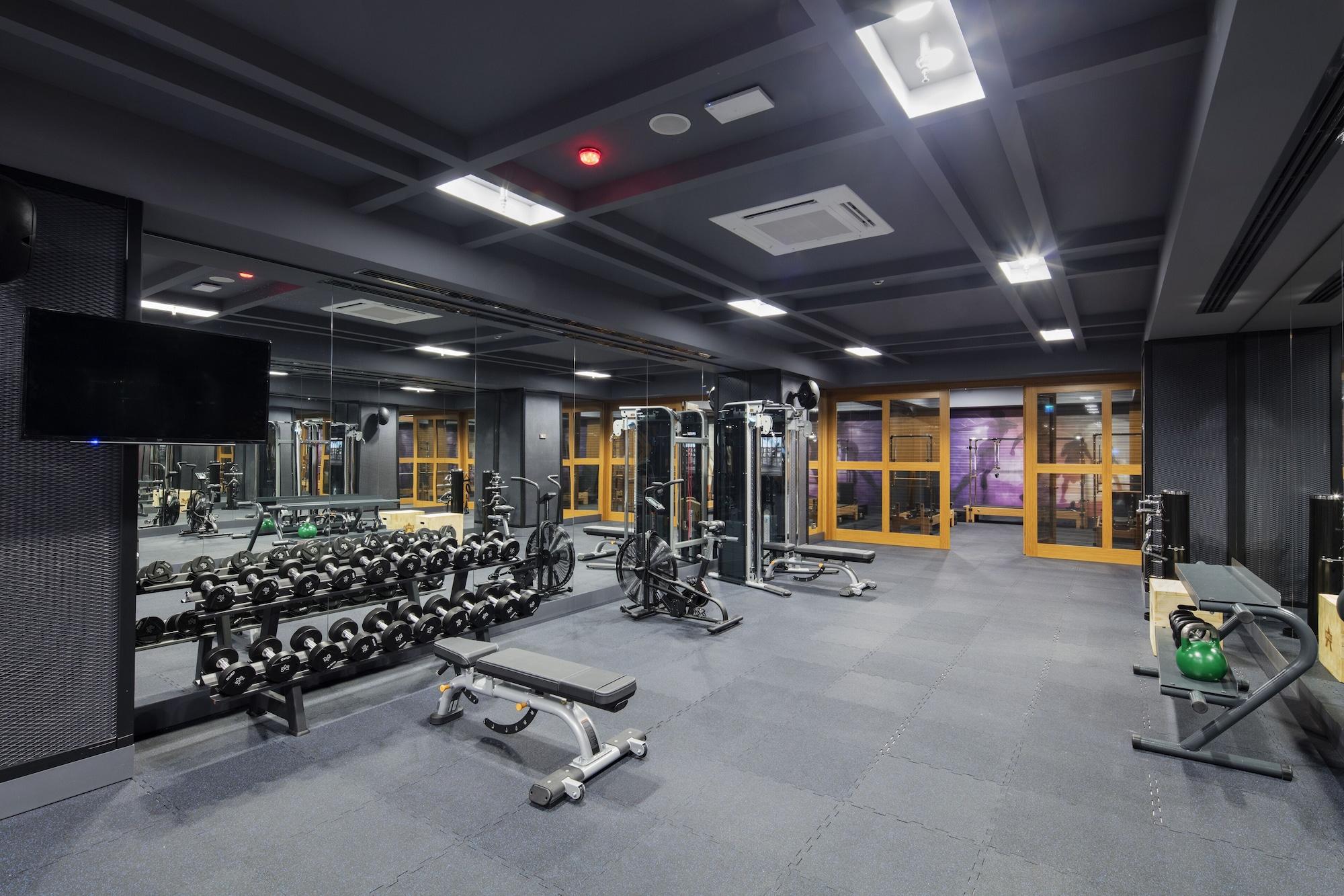 Gimnasio DoubleTree By Hilton Antalya City Centre