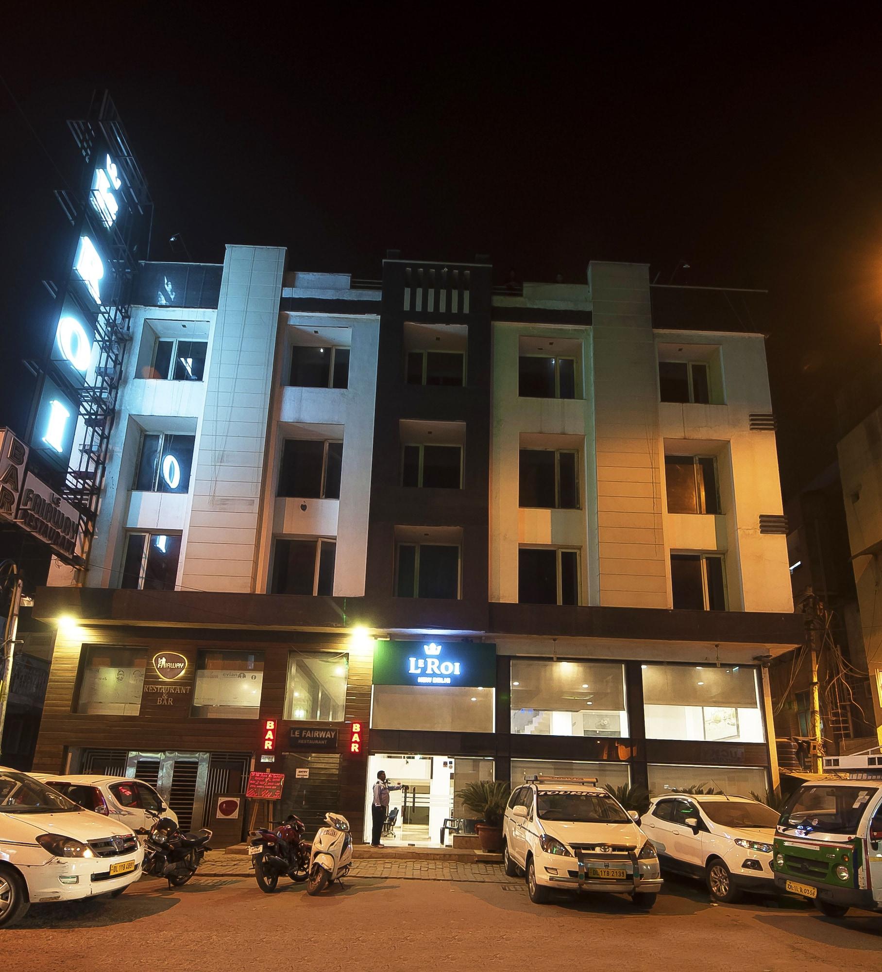 Vista Exterior Le ROI Delhi