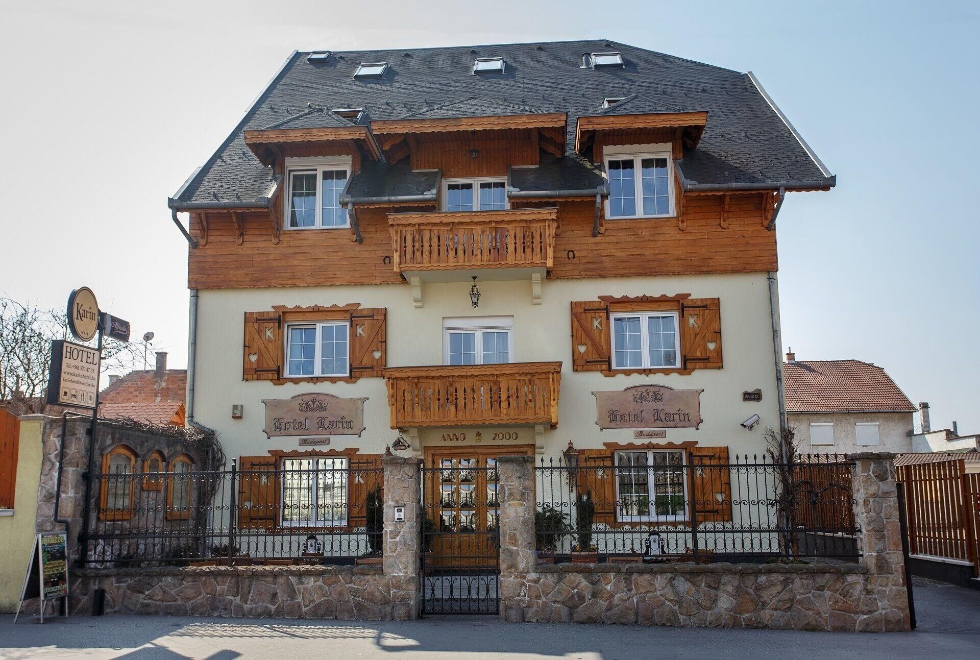 Varios Karin Hotel