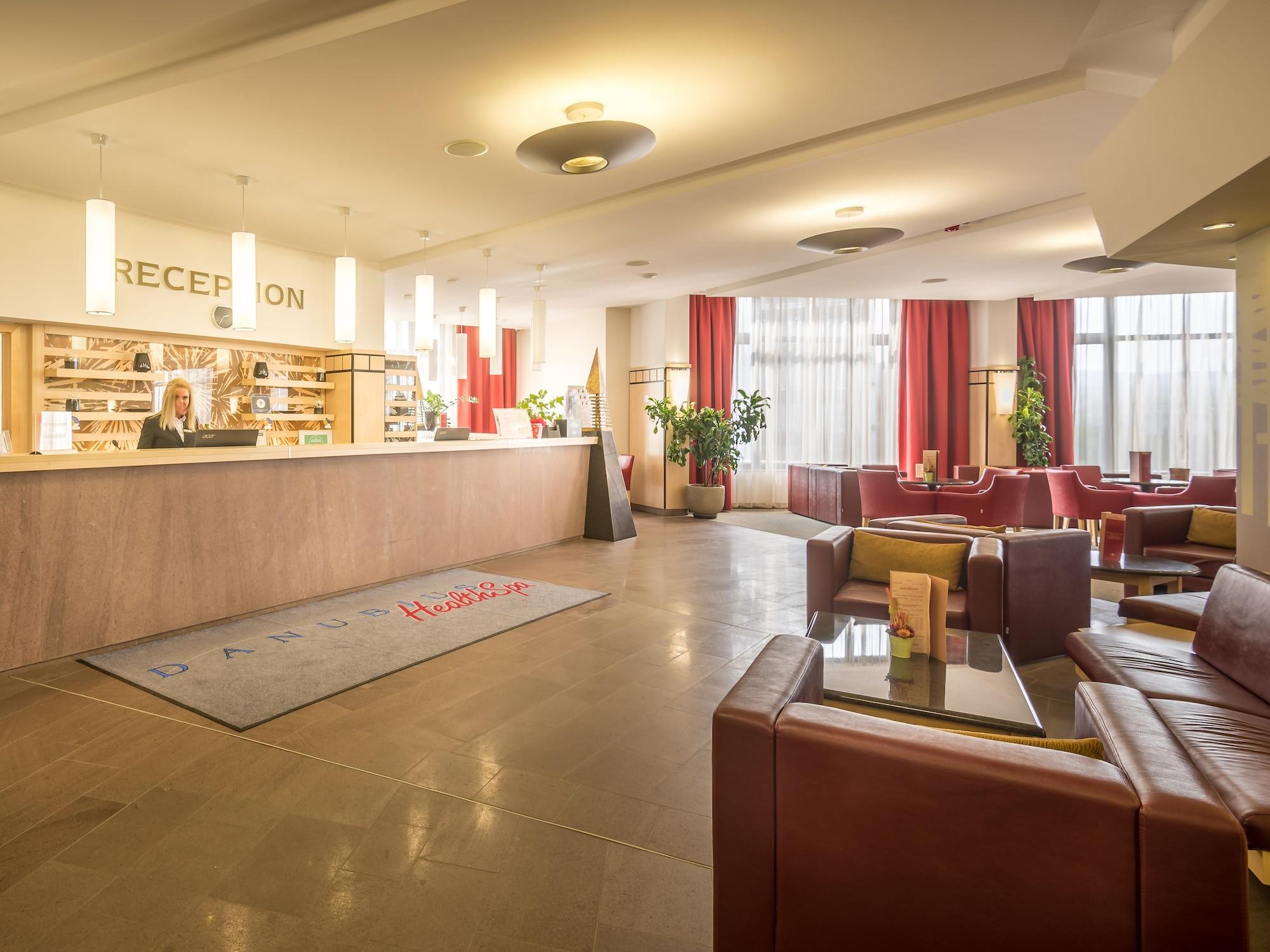 Vista Lobby Ensana Bradet