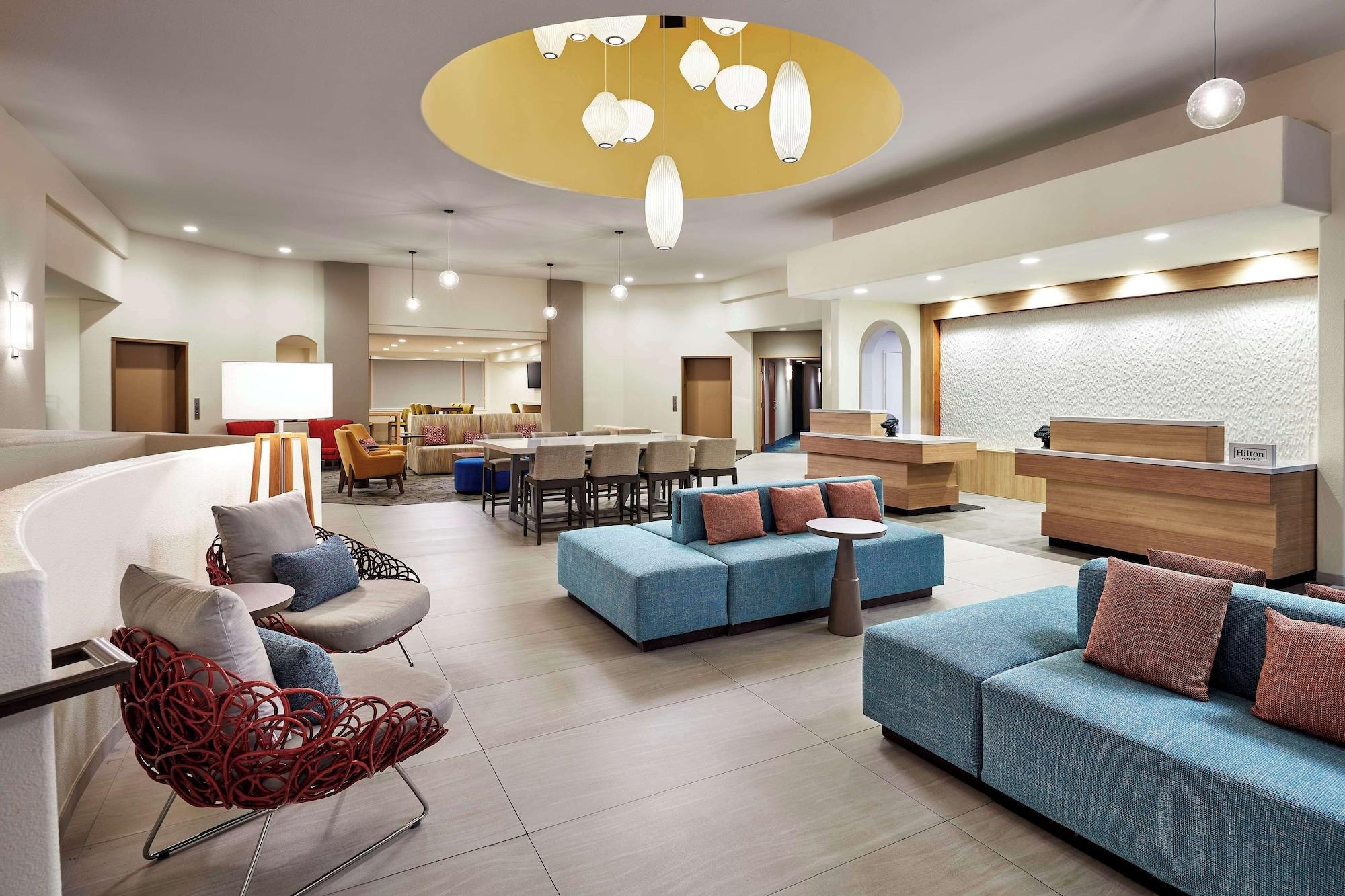 Vista Lobby Hilton Garden Inn San Luis Obispo/Pismo Beach